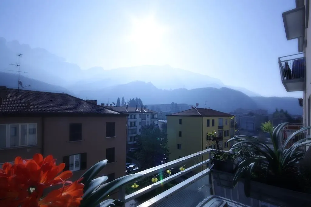Magenta24 Hotel Lecco 0*,